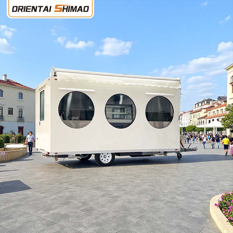 Vierkante Voedselkar Op Wielen